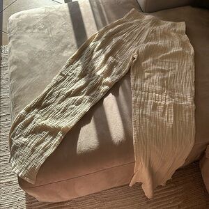 CREAM WIDE LEG SUMMER PANT- S/M